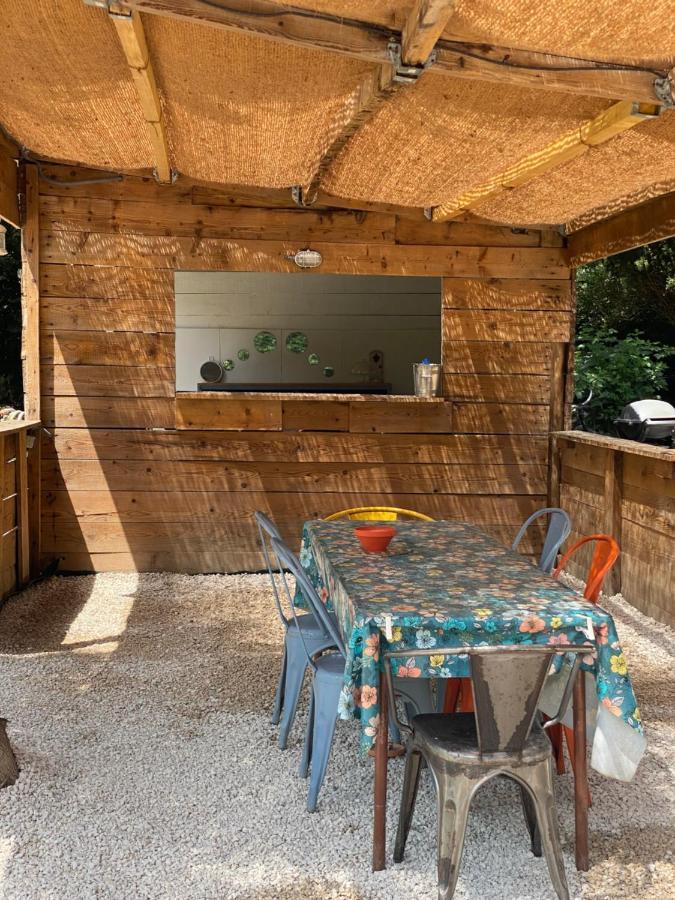 Appartement Les Cypres De L'Ile Avignon Exteriör bild