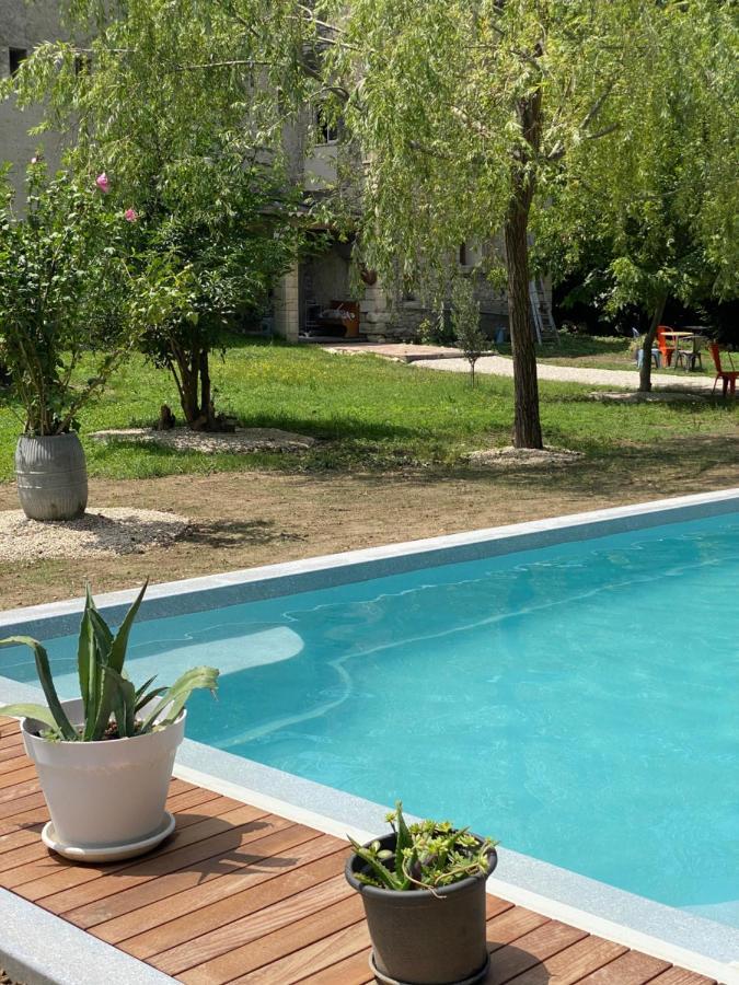 Appartement Les Cypres De L'Ile Avignon Exteriör bild